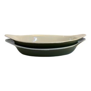 Green and Cream Oval Baking Dishes